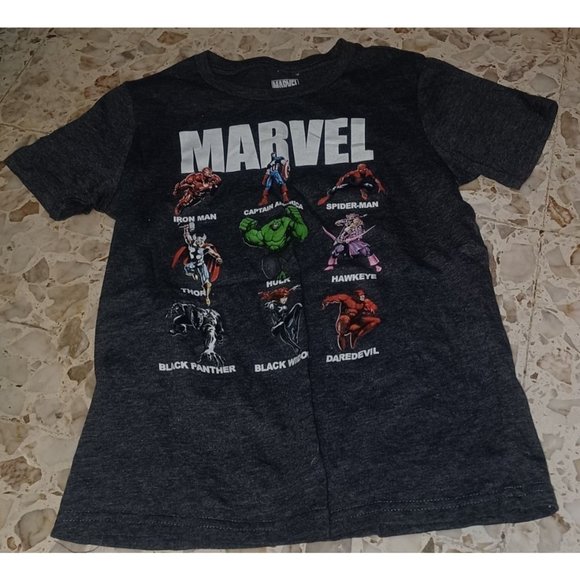Marvel Super Heros Youth Graphic Tee Medium Gray Multi-Color Graphic - Picture 1 of 3